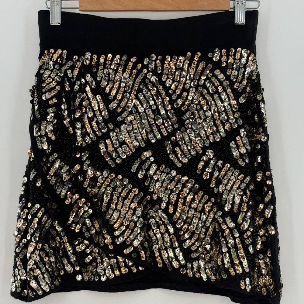 Zara Sequin & Beaded Faux Wrap Mini Skirt Black Gold Silver Size Medium